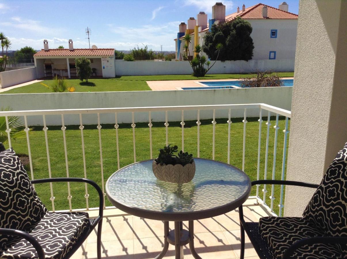 Palmeiras Apartement - T1 Com Piscina Baleal Exteriér fotografie